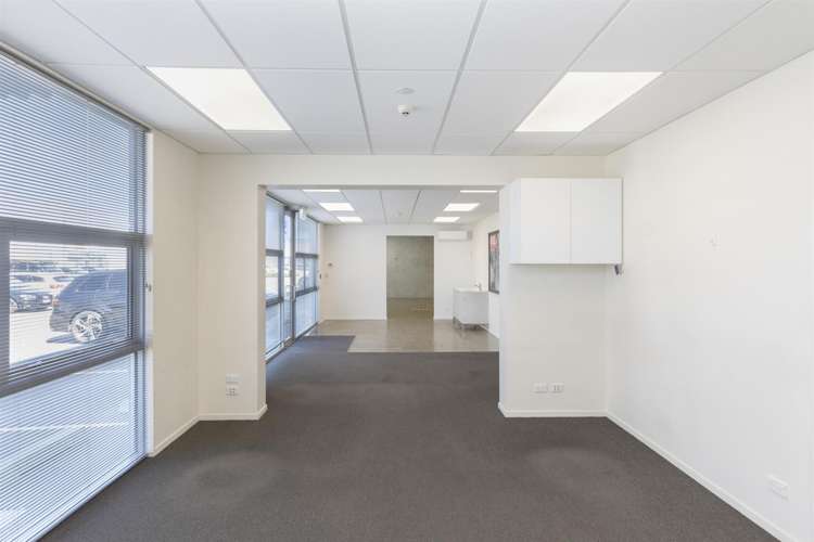 Units 14 & 15, 150 Cavendish Road Casebrook_4