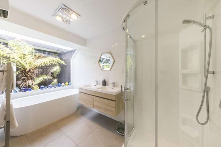 212 Polson Hill Drive Aokautere_11