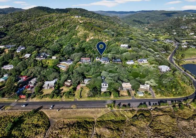 24 Garden Road Piha_32