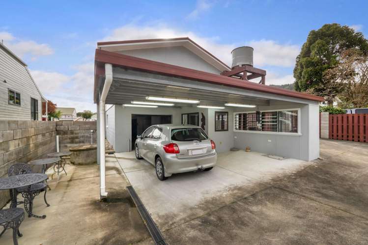 5 West Crescent Te Puru_28