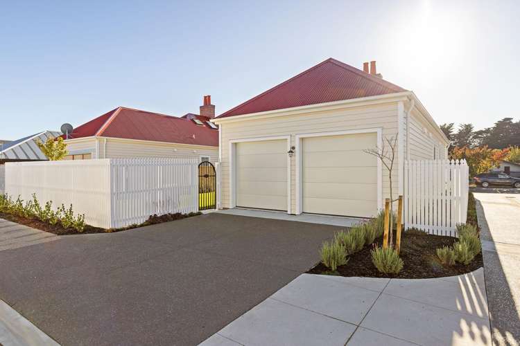 7A Waitikiri Drive Parklands_14