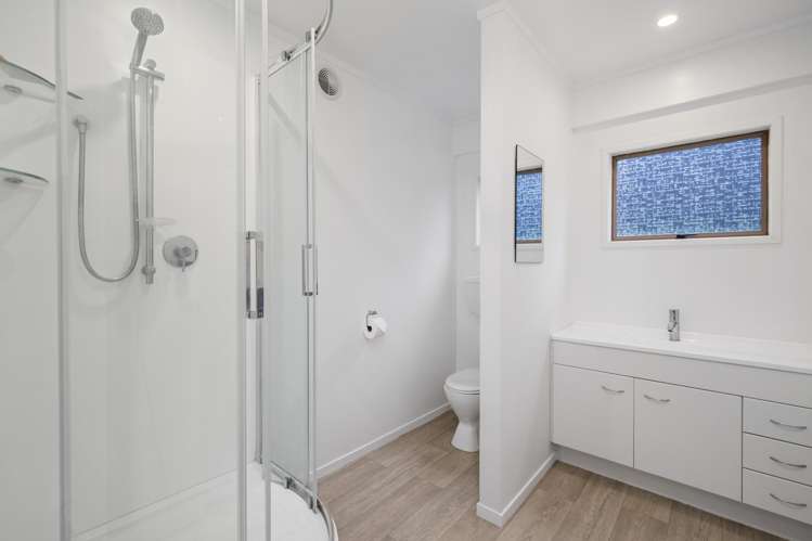 3 Camwell Close Bucklands Beach_18