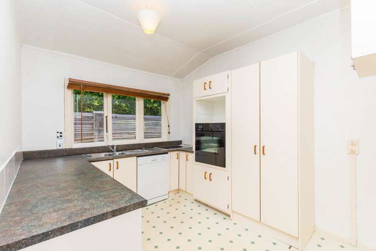 16a Commodore Parry Road Castor Bay_13