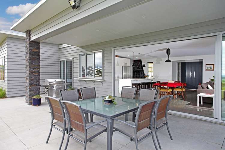 12 Lawrence Carter Drive Bombay_8