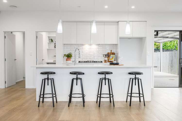 37 Outlook Terrace Millwater_1