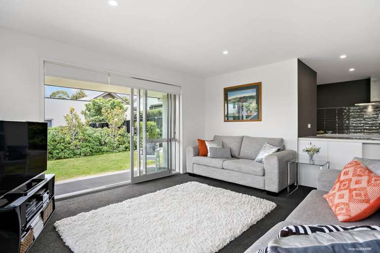 14 Ridge View Crescent Pukekohe_9