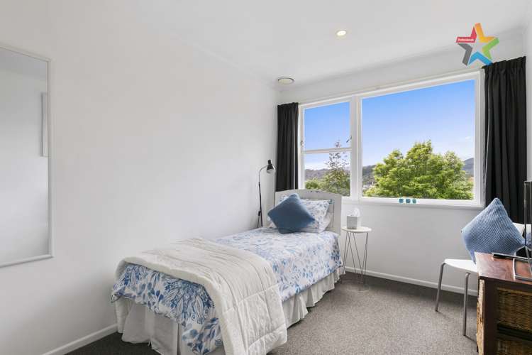 9 Karaka Street Otaki Beach_11