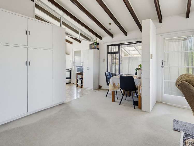 1 and 2 /12 John Street Blenheim Central_17