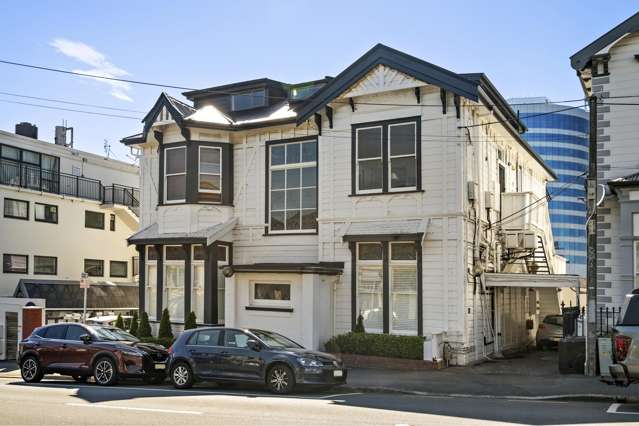 Renovated Loft-Style Penthouse with Sun & Views