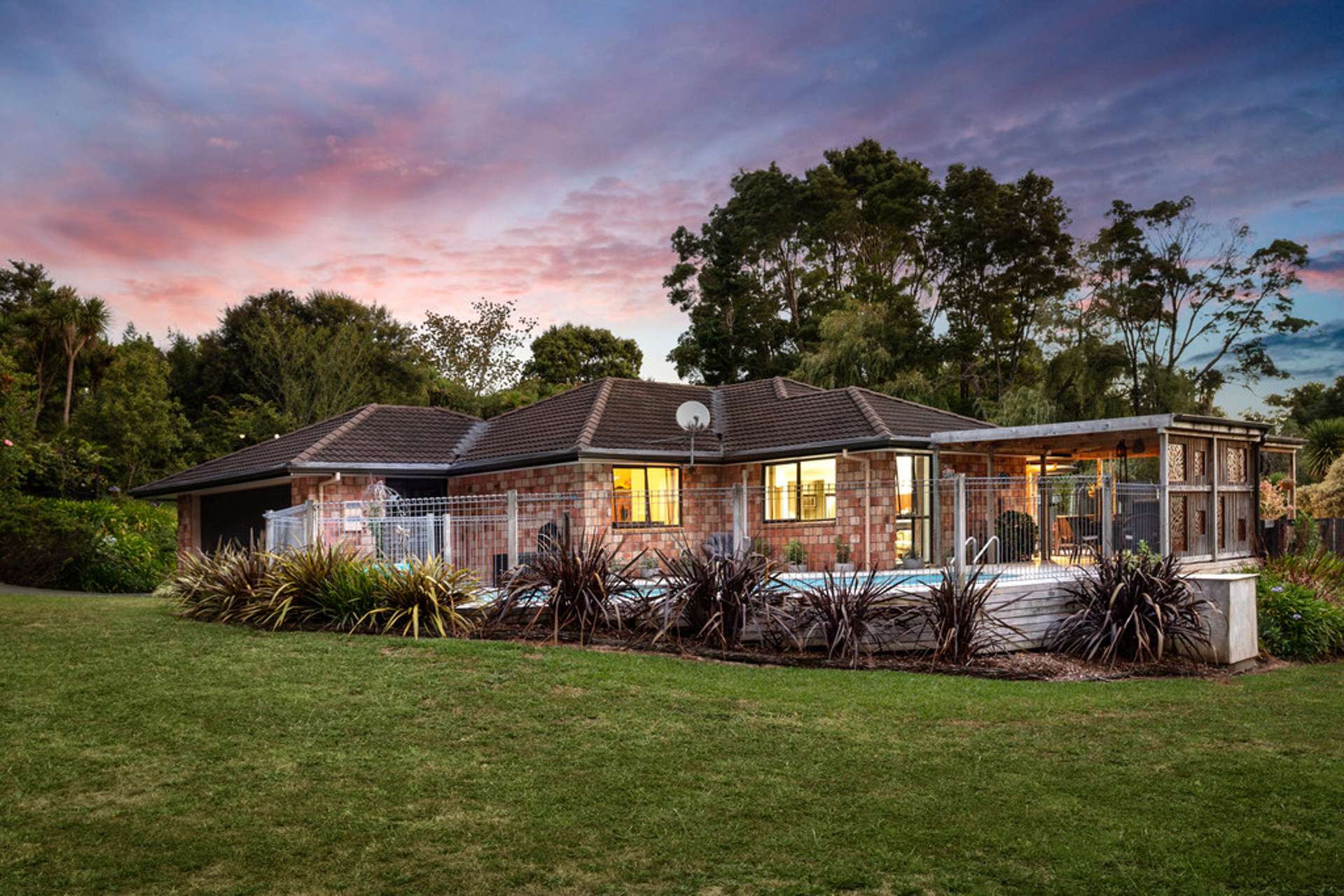 34 Landing Road Titirangi Waitakere City Houses for Sale One Roof