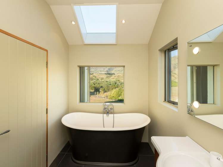 3396 Luggate-Cromwell Road Queensberry_18