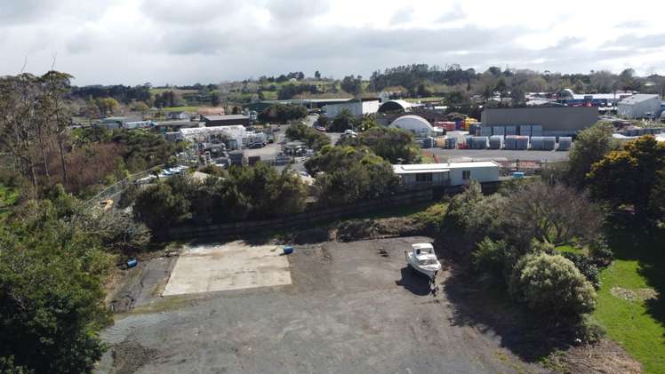 2 Horseshoe Bush Road Dairy Flat_6