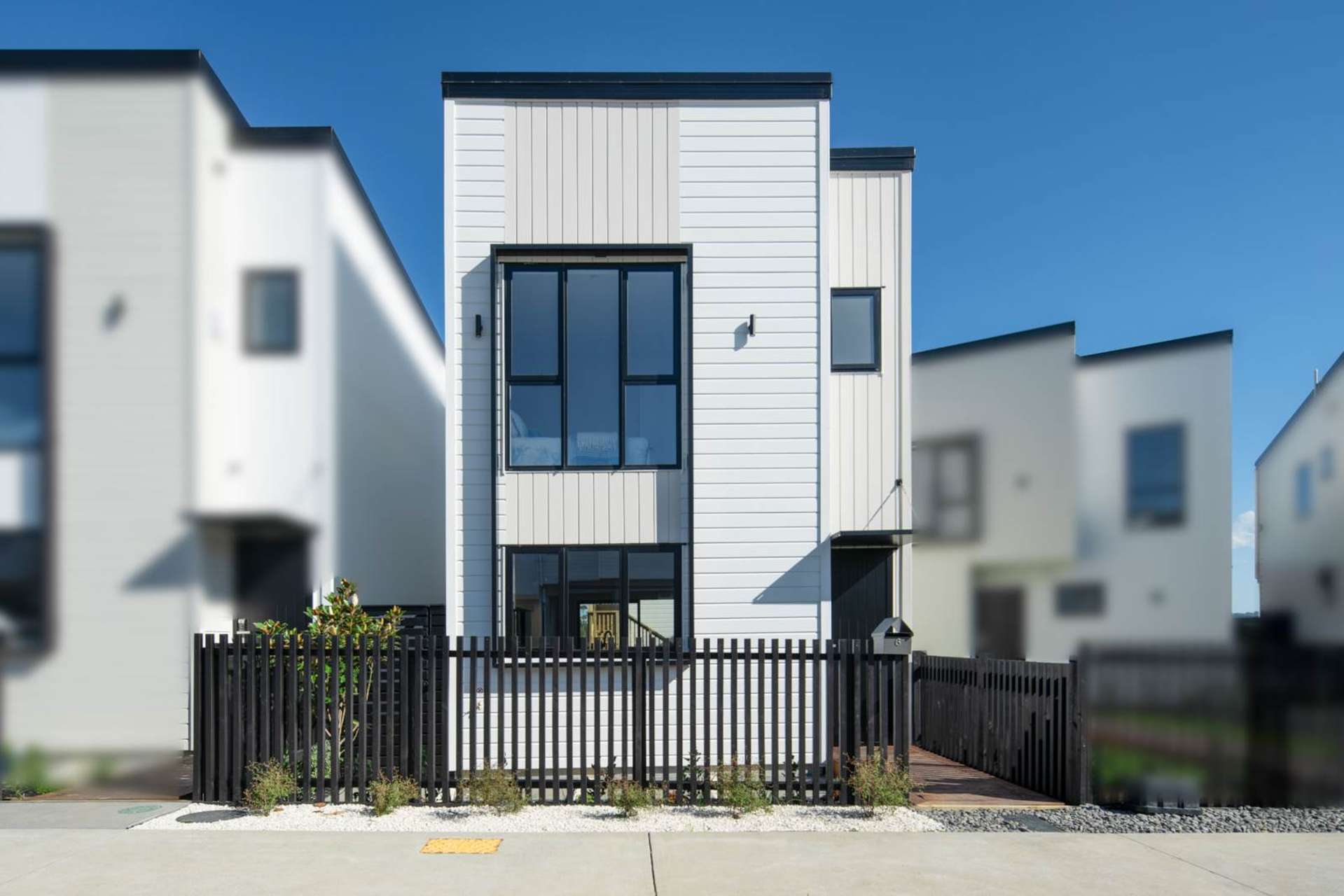 6 Greenbrier Street Westgate_0