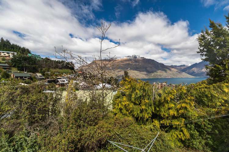 8b Wye Place Fernhill/Sunshine Bay_18