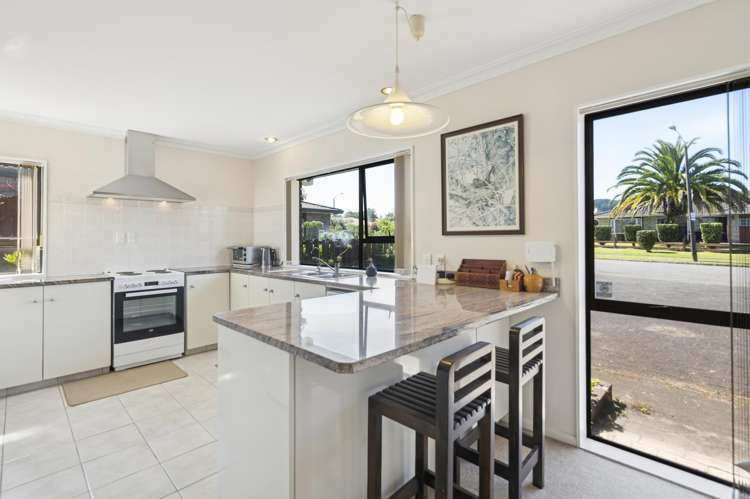 4 Orchard Place Lynmore_2