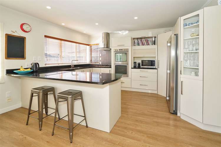 16 Harrowfield Drive Harrowfield_5