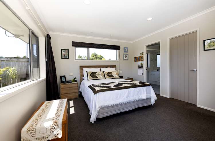 2 Oakwood Drive Highlands Park_8