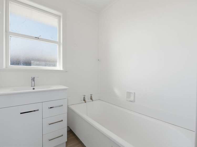 226 River Road Kawerau_11