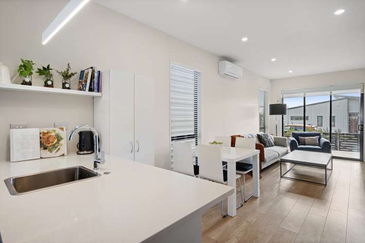 36 Parahau Road Papakura_10