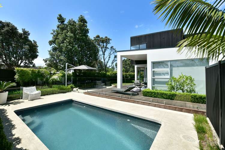 52 Walton Street Red Beach_0