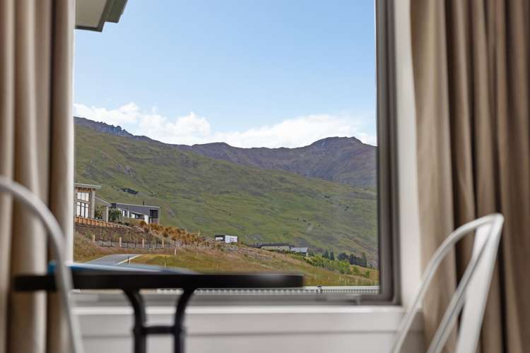 110 West Meadows Drive Wanaka_16