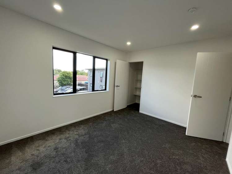 7C Chelburn Crescent Mangere East_5