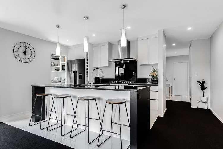 38 Probert Crescent Chartwell_6