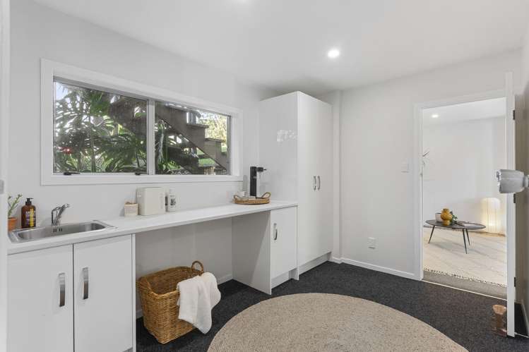 23 St Leonards Road Kelston_16