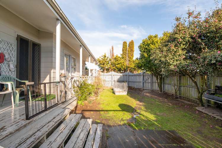 2 Sequoia Crescent Owhata_13
