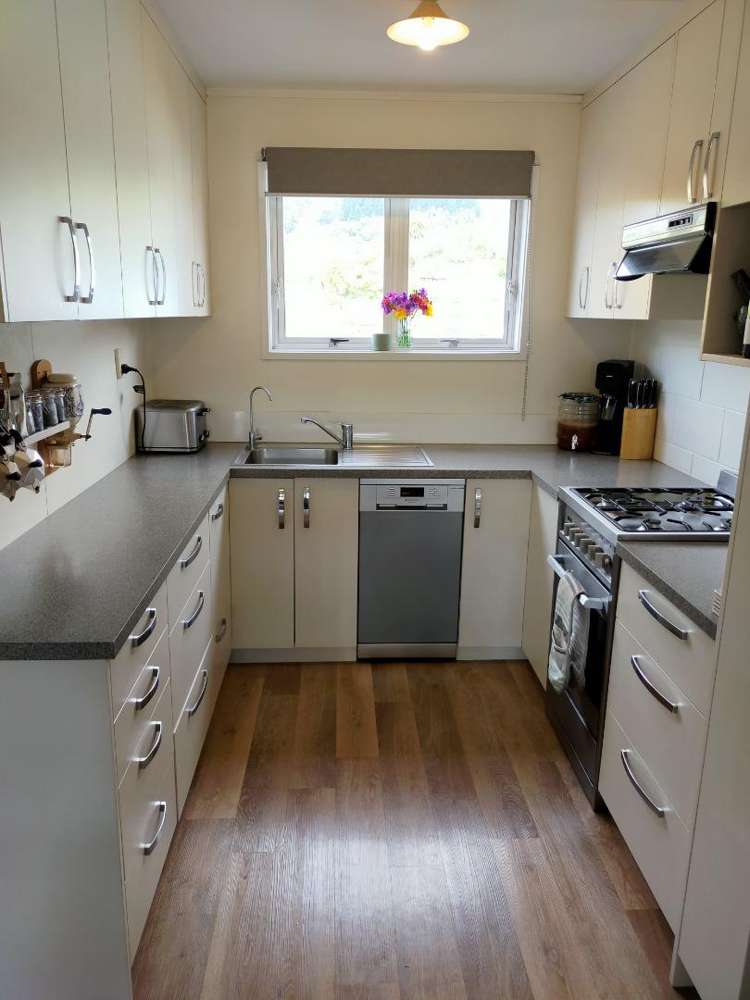 1/15 Hutcheson St 10811_8