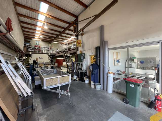 3/348 Rosebank Road Avondale_2