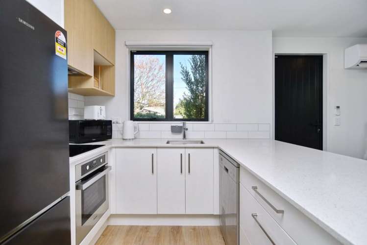 3/7 Hume Street Sydenham_11