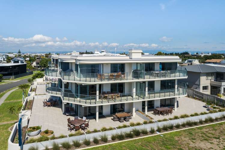 208/178 Marine Parade Mt Maunganui_24