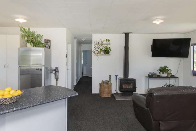 37 Branson Road Waipaoa_6