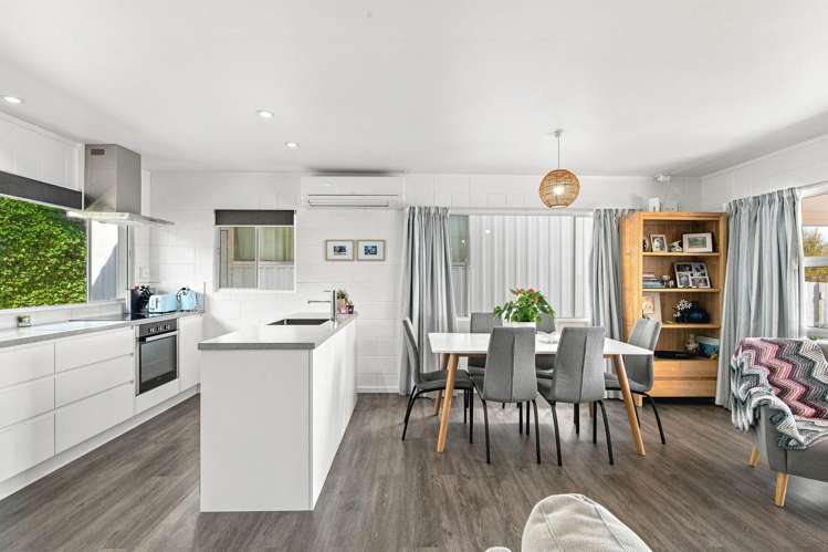 1/12 Regents Grove Richmond Heights_9