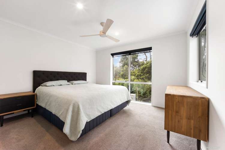 4 Orowaru Avenue Massey_8