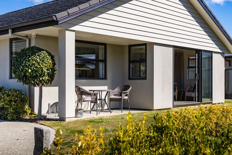 11 Oxfordshire Avenue Lower Shotover_16