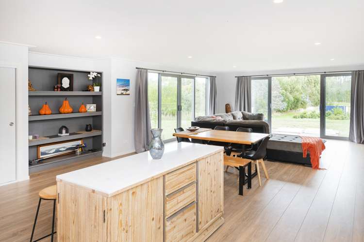 526 Nelson Road Riverdale_6