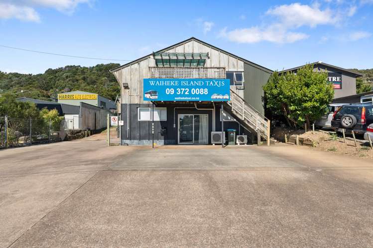 11 Tahi Road Ostend_1