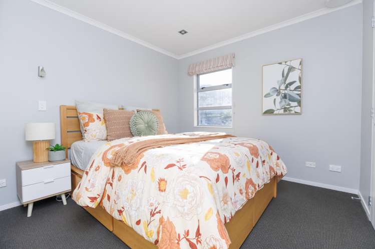 11 Yarnbrook Grove Churton Park_13