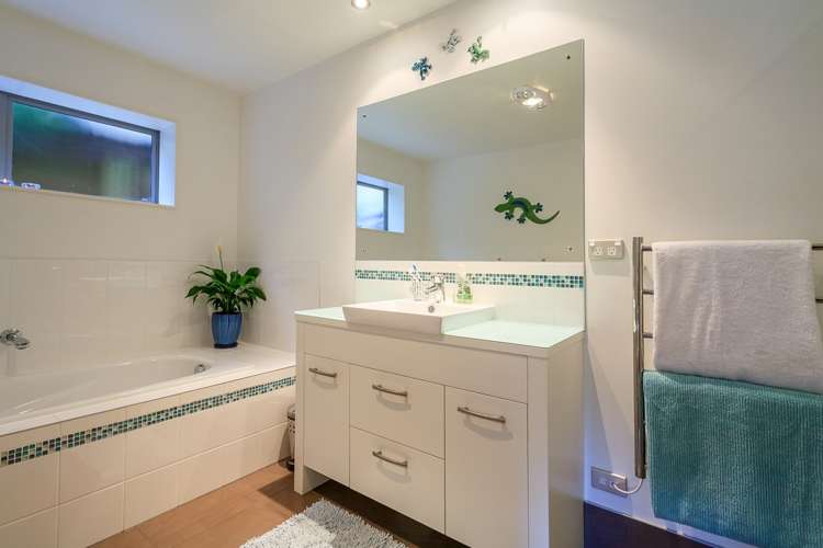 59 Park Rise Campbells Bay_16