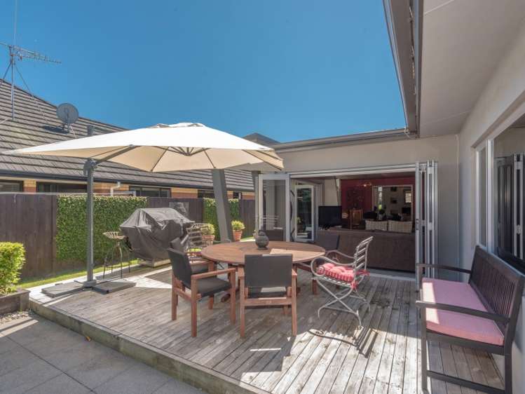 82 Saint James Drive Huntington_17