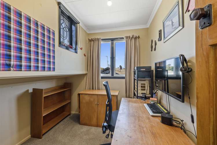 47 Waiwaka Terrace Strandon_12