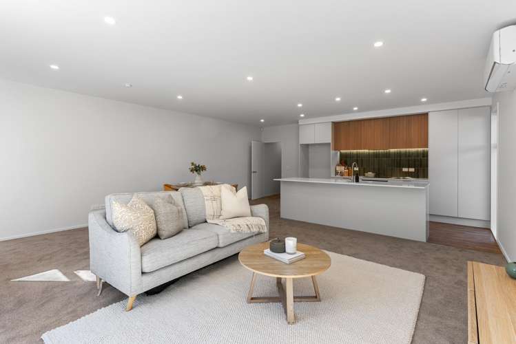 741 Gloucester Street_5