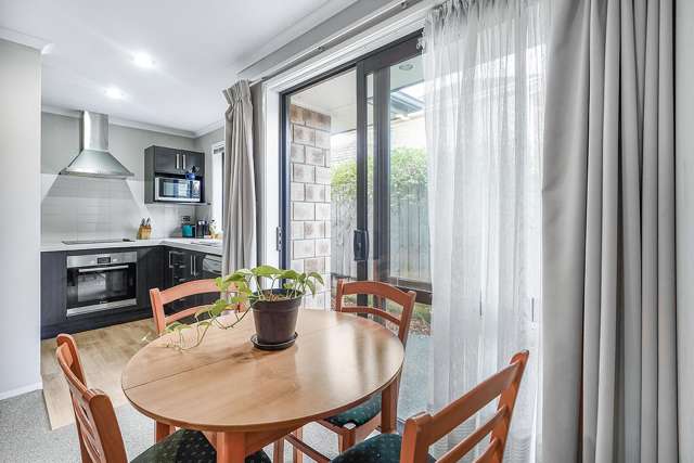 5/99 Lake Road Frankton_2