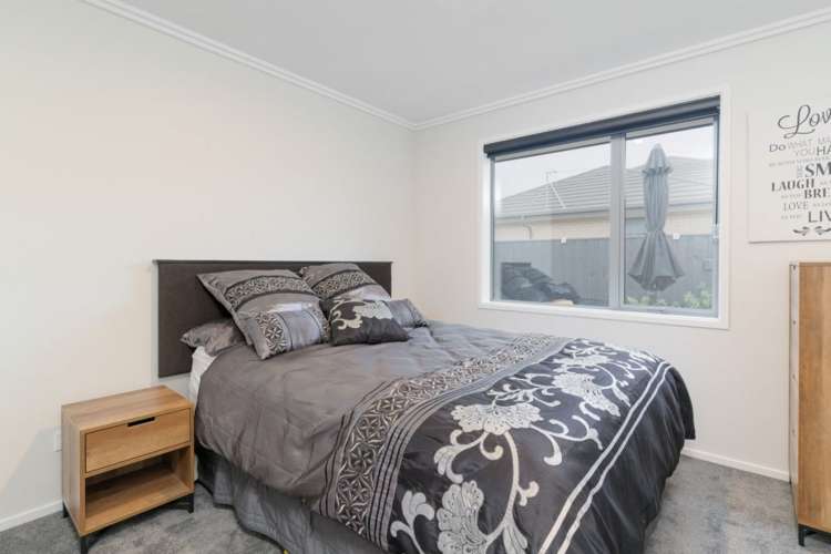 91 Sunline Avenue Lincoln_12