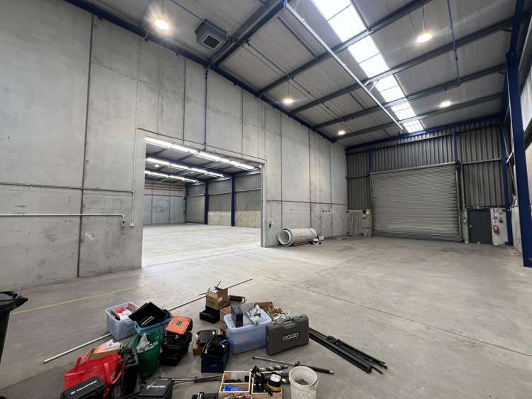 128 and 128A Hugo Johnston Drive Penrose_2