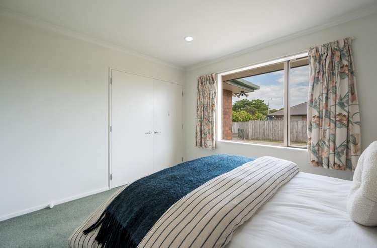 12 Allport Place Stoke_11