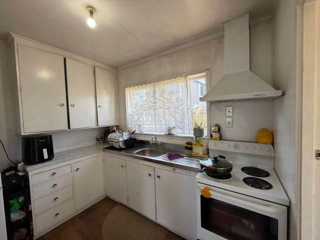 2/8 Hooker Place Papatoetoe_3