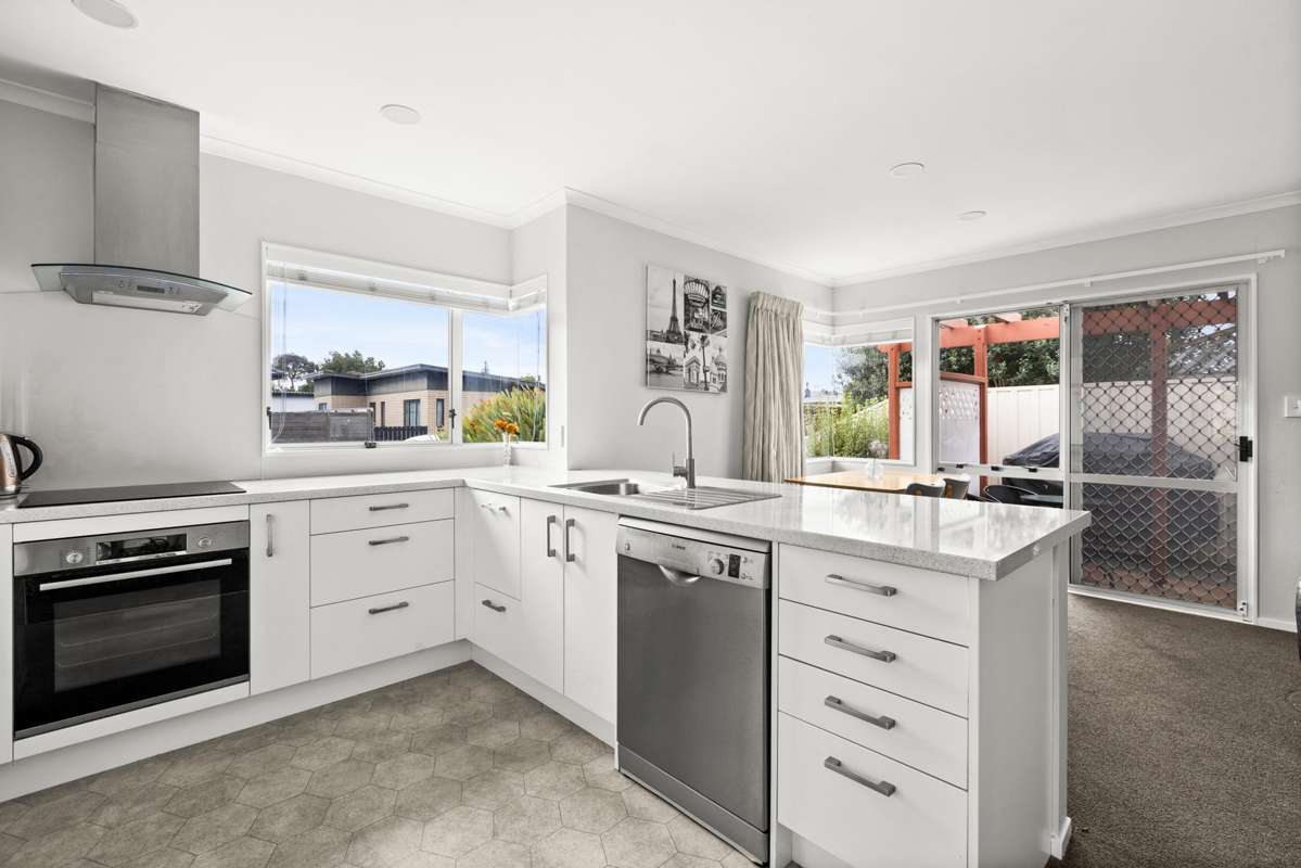2A Cassino Crescent_2